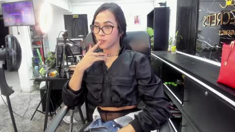 miss_khalifadoll online show from April 10, 4:18 am