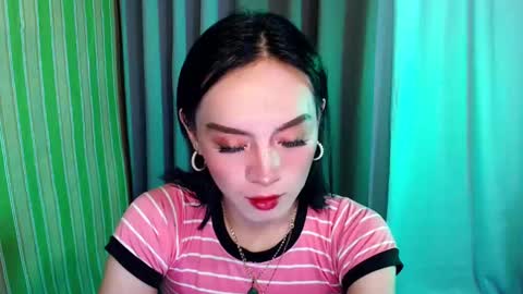Missflawless699   --              online show from February 16, 3:15 am