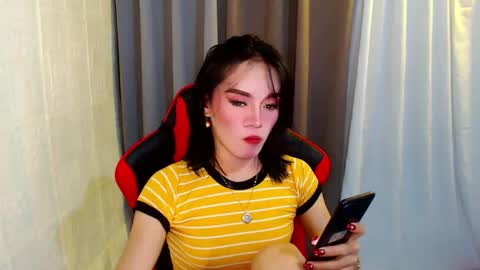 Missflawless699   --              online show from March 10, 8:39 am