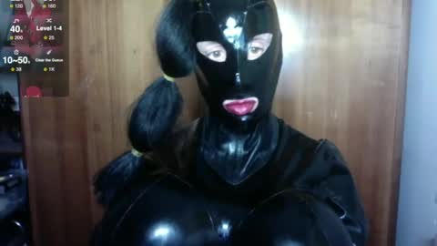 Snapshot of mistresslatexxx chatting on December 27, 2:25 am Bianca online show from December 27, 2:25 am
