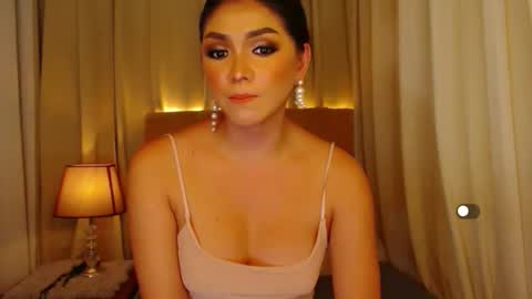 Leah online show from April 16, 11:07 pm