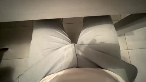 mmaestro42 online show from November 18, 5:13 pm