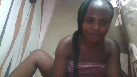 mmmmfelicinee online show from March 22, 12:32 pm