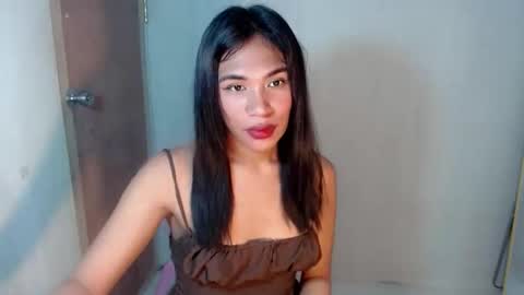 mouiline_rouge69 online show from January 6, 4:05 am