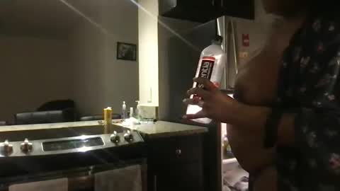 Chocolate  Candy   Stick online show from November 21, 3:07 am