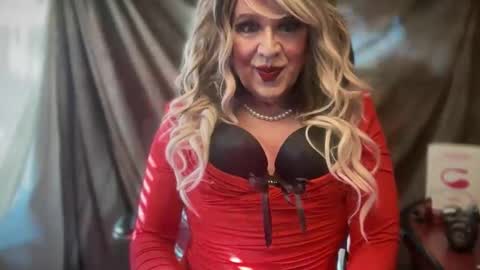 mskarentoy online show from April 11, 8:23 pm