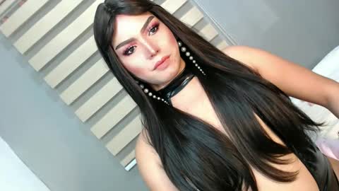 SUPPORT GODDESS TRISHA  AND DONT FORGET TO FOLLOW ME online show from February 8, 4:25 pm