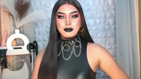 SUPPORT GODDESS TRISHA  AND DONT FORGET TO FOLLOW ME online show from September 10, 4:55 am