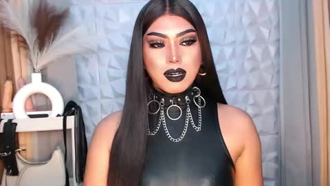 SUPPORT GODDESS TRISHA  AND DONT FORGET TO FOLLOW ME online show from September 15, 5:01 am