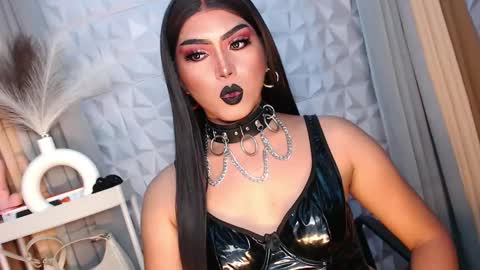 SUPPORT GODDESS TRISHA  AND DONT FORGET TO FOLLOW ME online show from September 25, 3:08 pm