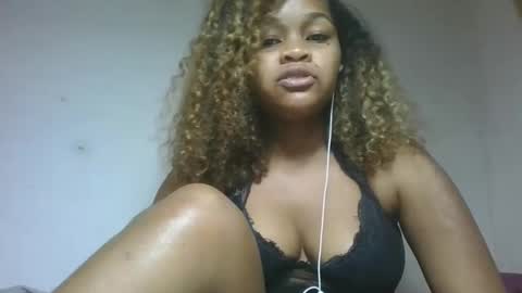 natachazz online show from April 16, 9:39 pm