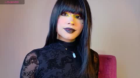 Natahsa  online show from October 9, 6:15 am