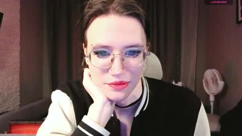 This name is so sexy you cant pronounce it. online show from December 14, 12:38 am