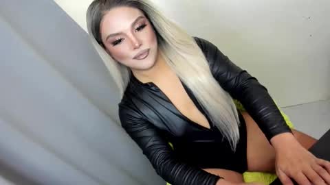 Athena online show from February 15, 1:01 am