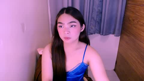 naughtcummer_yllana online show from April 6, 6:25 am