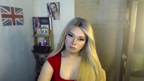 Snapshot of naughty_kim20 chatting on March 5, 2:10 am alexa online show from March 5, 2:10 am