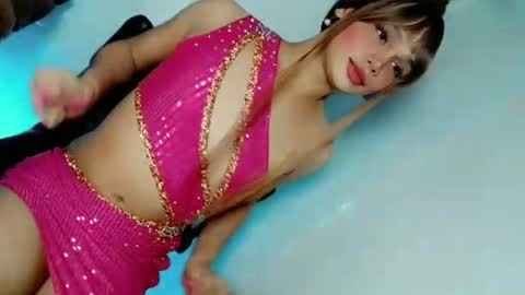 bella online show from February 12, 3:17 pm