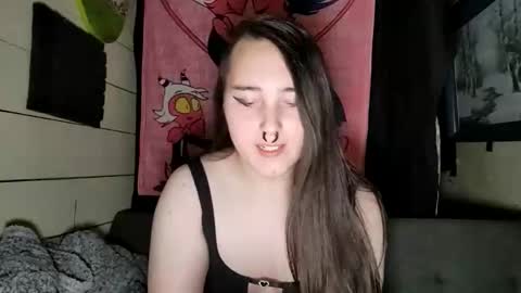 nonbinarybeauty20 online show from April 11, 6:33 pm