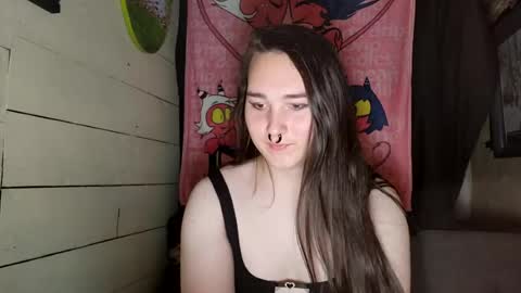 nonbinarybeauty20 online show from July 28, 5:35 pm