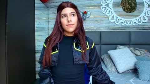 Oliver  online show from March 1, 8:42 pm