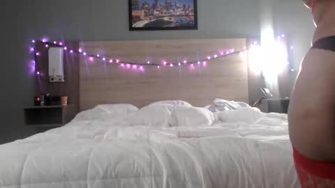 Only1JTreasure online show from December 1, 1:30 am