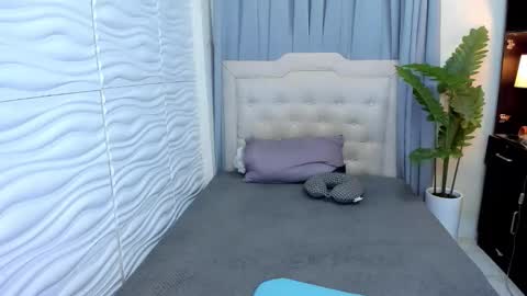 patricia_miller08 online show from September 22, 6:40 am