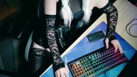 ensui online show from June 2, 9:49 pm