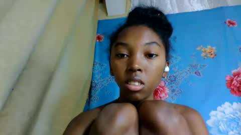phaosiiia online show from July 28, 2:13 pm
