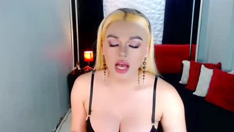 cervena online show from March 28, 2:35 am