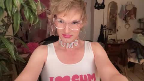 pinkfag online show from June 5, 1:06 pm