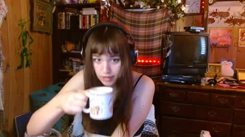 Izzy online show from January 16, 6:37 pm