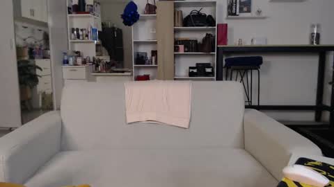 plasticgirll online show from January 17, 3:11 pm