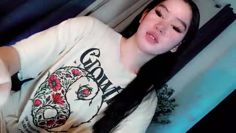 kate online show from April 6, 1:04 am