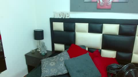 princess_violetx online show from November 23, 10:45 pm