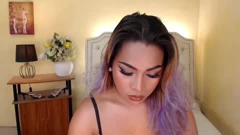 princessyanzy1 online show from December 5, 2:37 am