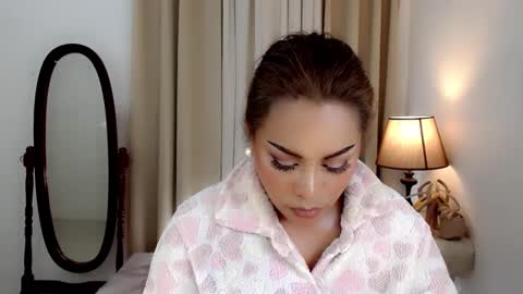 princessyanzy1 online show from December 23, 2:56 am