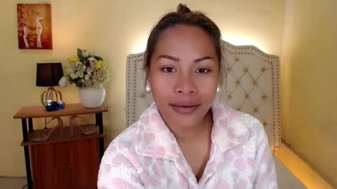 princessyanzy1 online show from December 27, 12:50 am