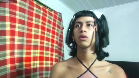 putinaicolls online show from March 25, 9:30 pm