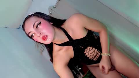 queen_danaya online show from March 12, 4:06 am