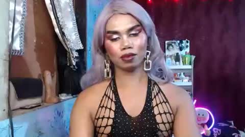 queenpinayebony_xx online show from March 30, 5:58 pm