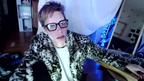  Yrriel Strife Candy-Demon Caveboy mr. Cringe   online show from January 12, 10:02 am