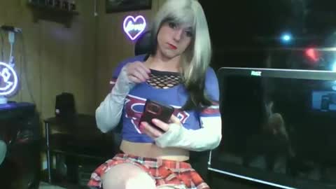 rebeckaloves online show from March 16, 8:40 am