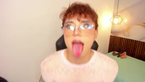 reneepaz online show from April 15, 7:08 pm