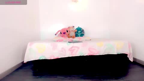 Rianna Garcia online show from February 24, 7:18 pm