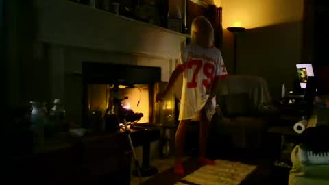 PINK HOLE TWINK online show from October 23, 4:38 am