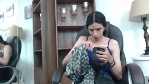 Vannellope online show from April 15, 11:26 am