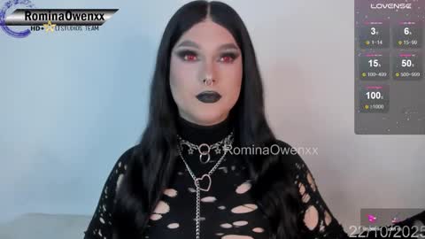 Snapshot of rominaowenxx chatting on October 22, 7:43 am ROMINA OWEN online show from October 22, 7:43 am