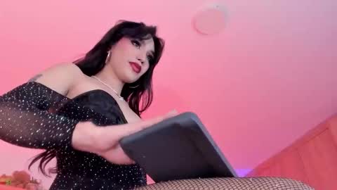 Snapshot of rose__saenz chatting on October 20, 10:57 pm Rose Saenz online show from October 20, 10:57 pm