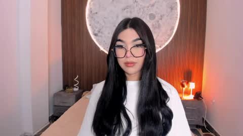 Rose online show from April 28, 1:15 pm