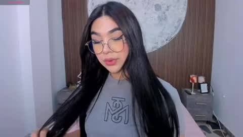 Rose online show from May 2, 1:49 pm